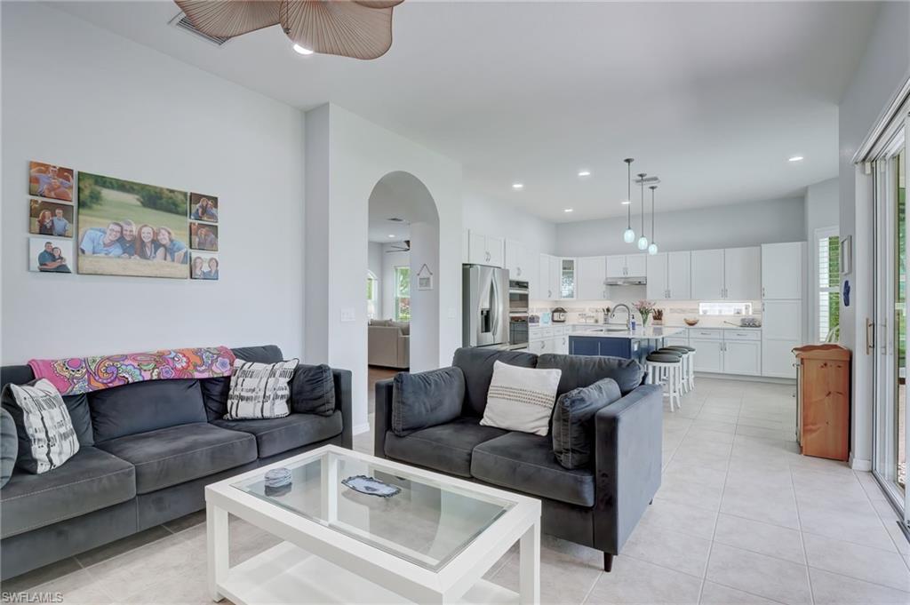 VALENCIA COUNTRY CLUB - Residential