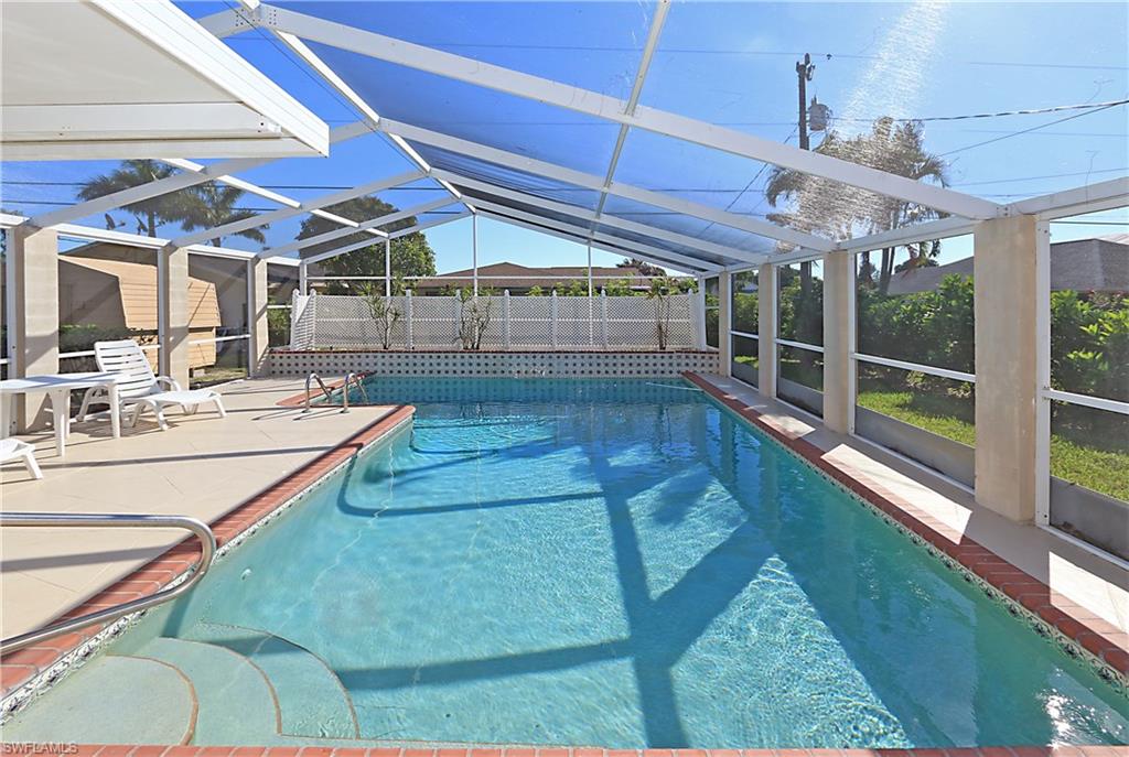 NAPLES PARK - Residential