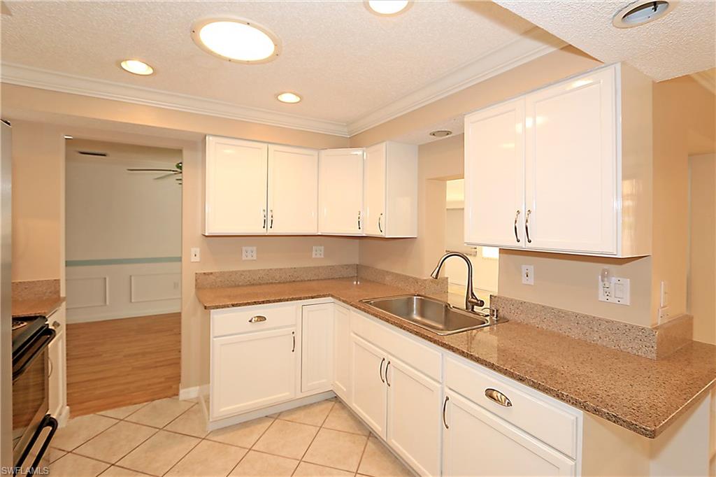 NAPLES PARK - Residential