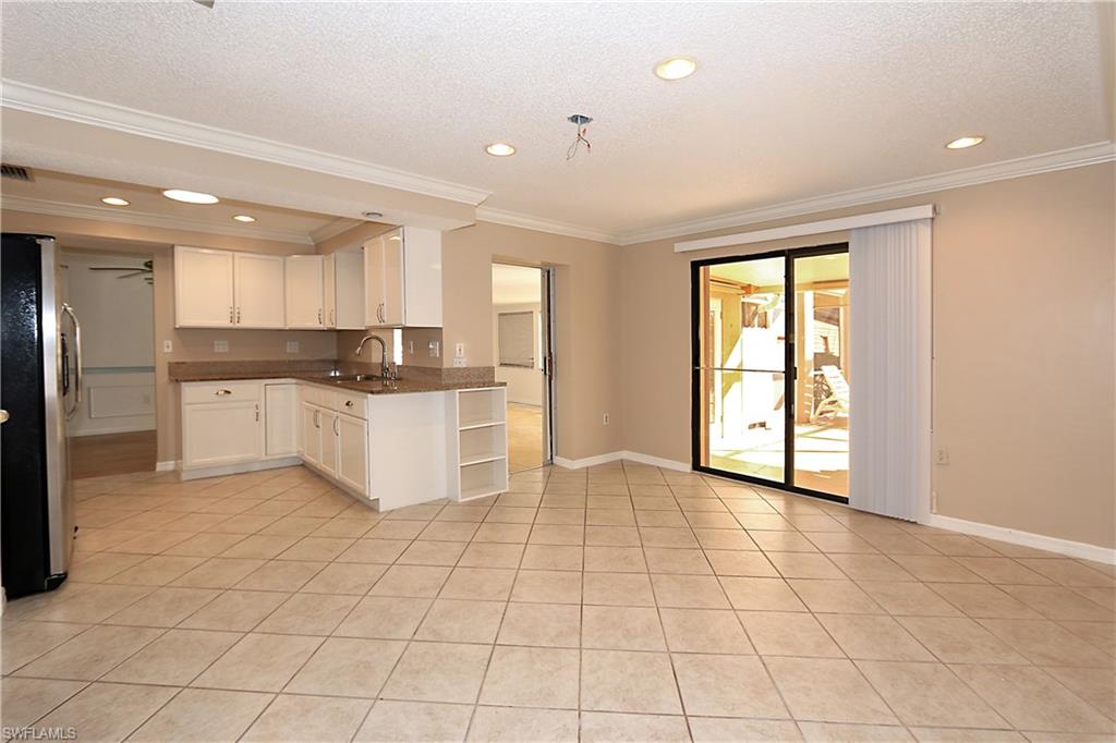 NAPLES PARK - Residential