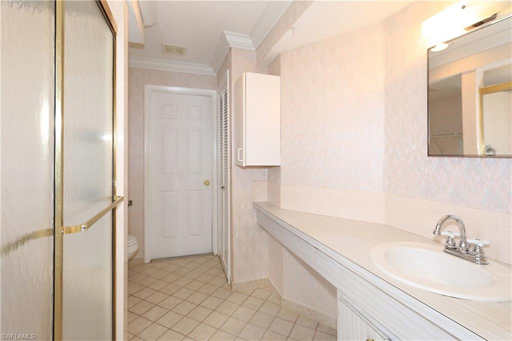 NAPLES PARK - Residential