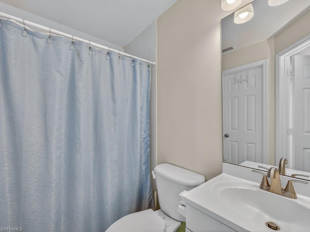 SMOKEHOUSE BAY CLUB - Residential