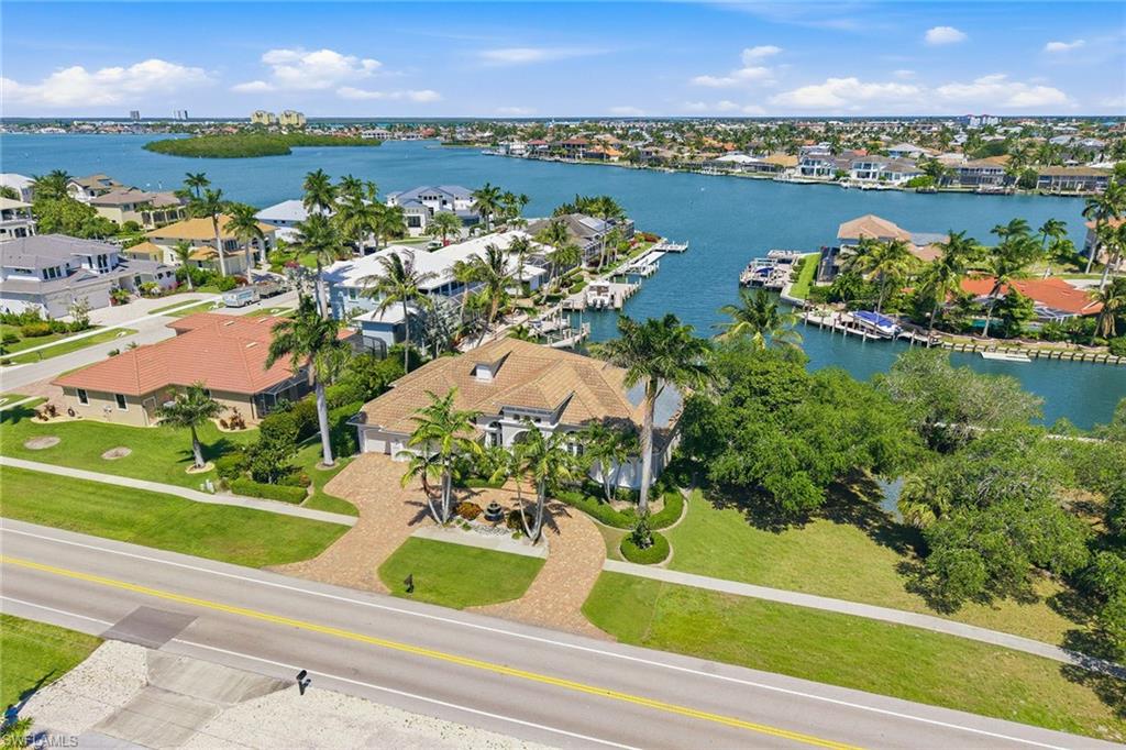 MARCO ISLAND - Residential