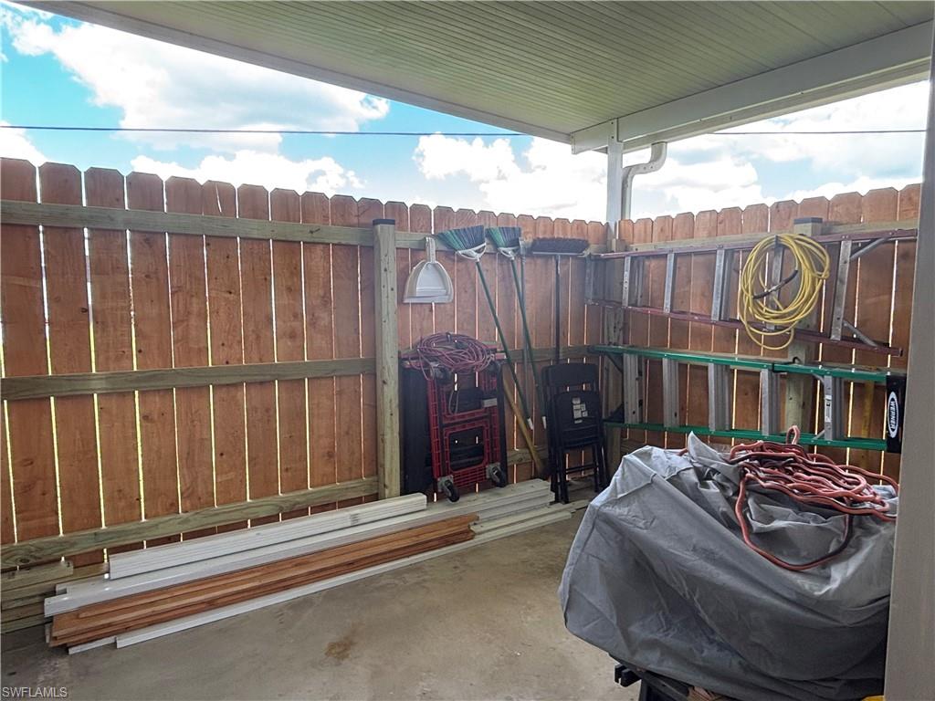 CARRIAGE VILLAGE - Residential