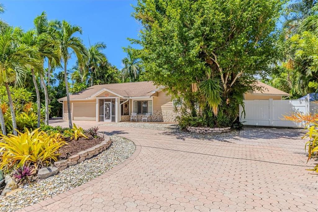 221 Viking WAY