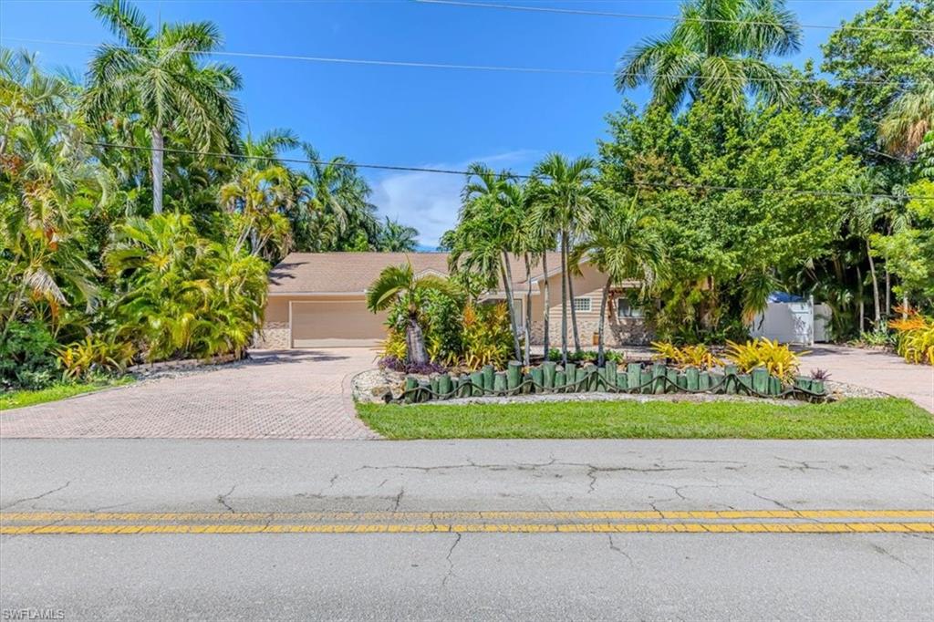 221 Viking WAY
