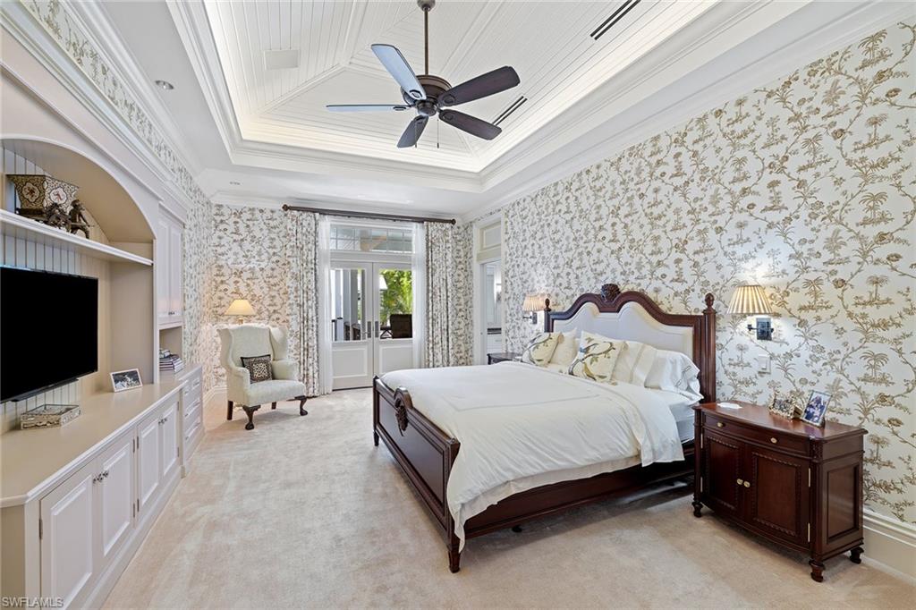 OLDE NAPLES - Residential