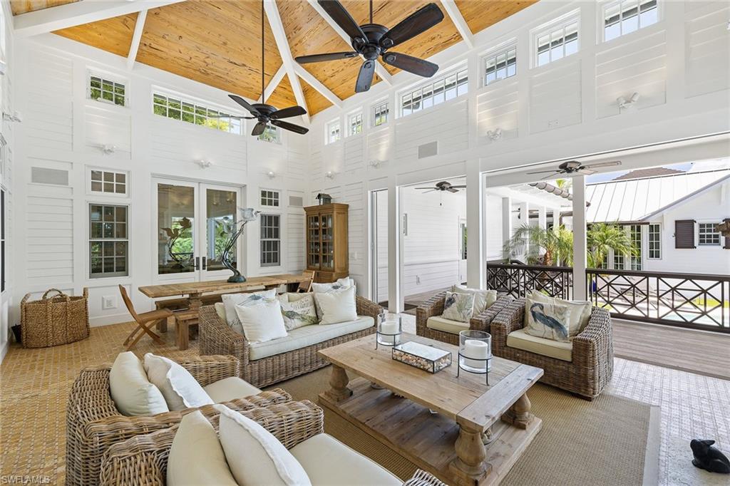 OLDE NAPLES - Residential