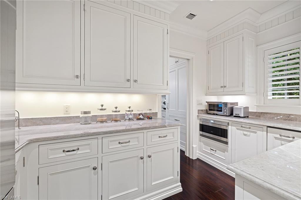 OLDE NAPLES - Residential