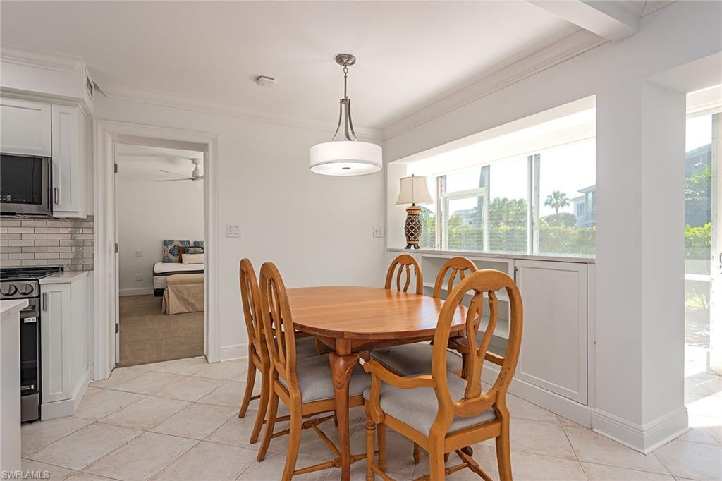 1568 Gulf Shore BLVD N 5