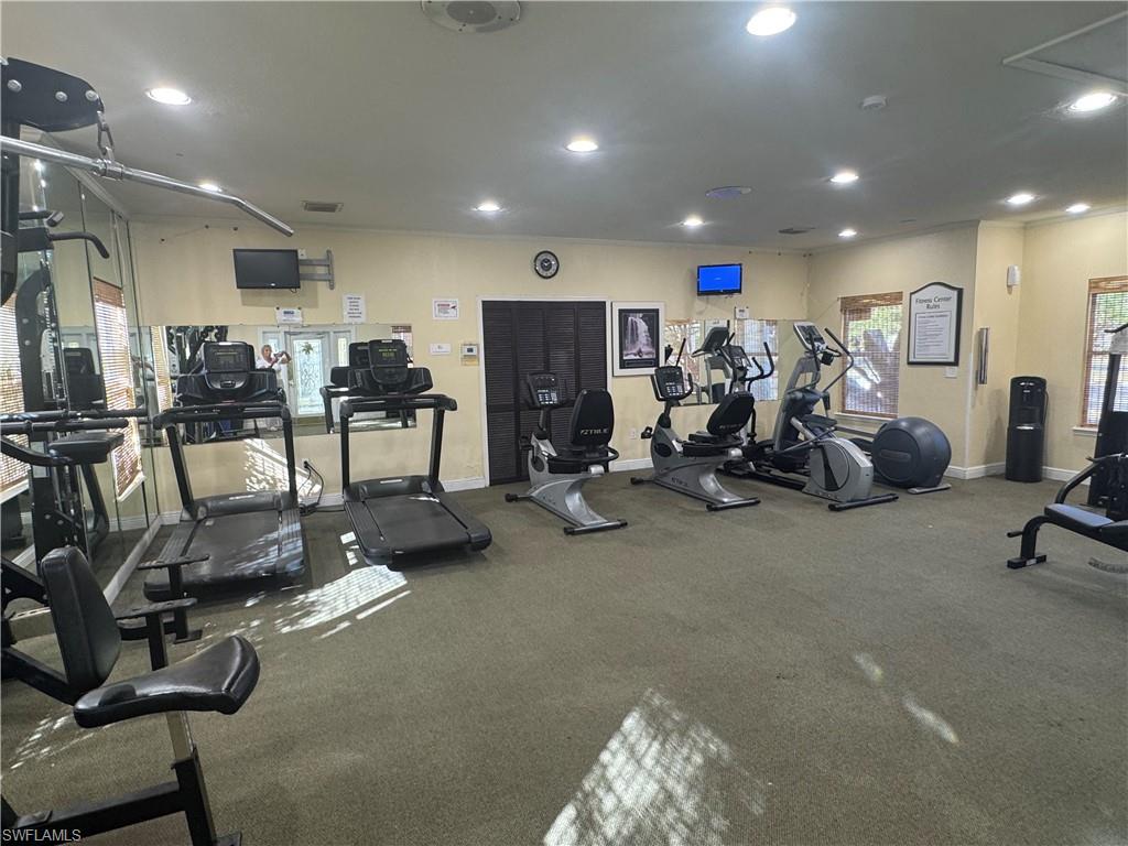 VENETIAN PALMS - Residential