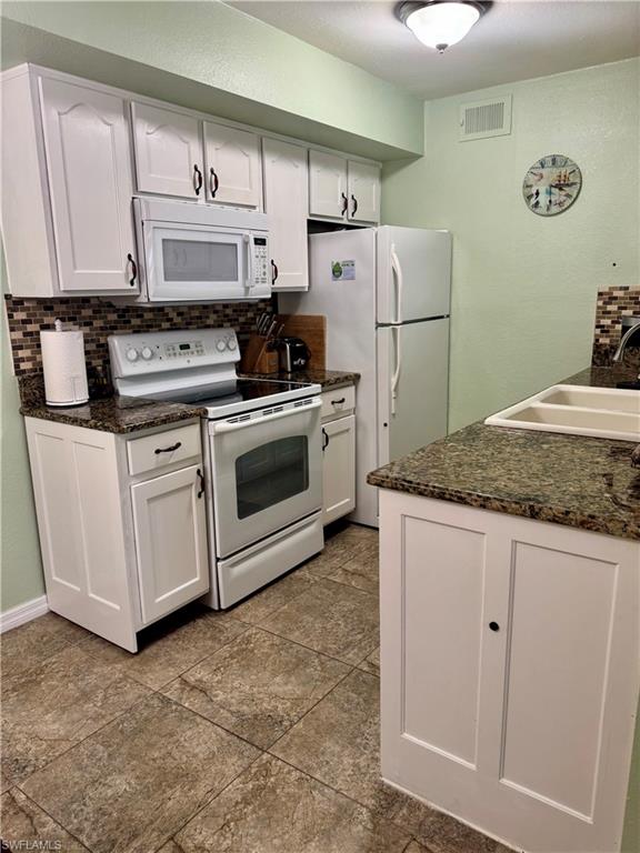 VENETIAN PALMS - Residential