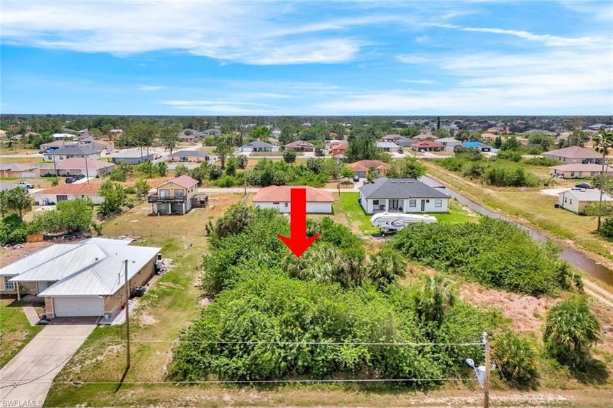 CONVENIENT LOCATION in fast growing South Lehigh! This quarter acre lot is situated on a dead-end street, not far from the Gunnery expansion, accessible to SR 82, Lee Blvd, Fort Myers, RSW, shopping, restaurants, and more!