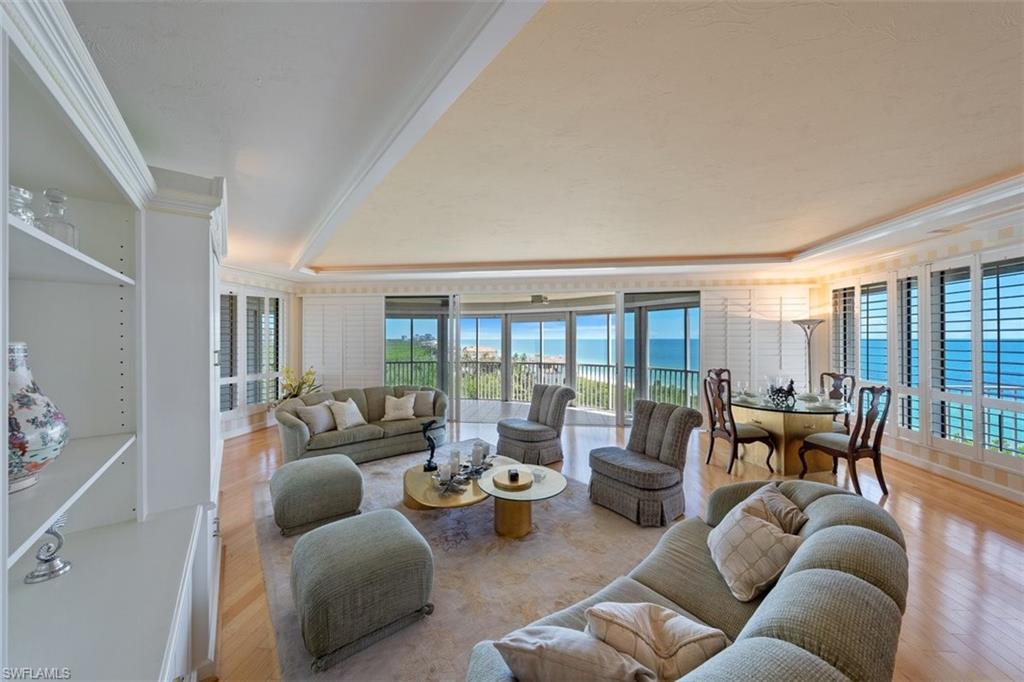 CONTESSA AT BAY COLONY - Residential