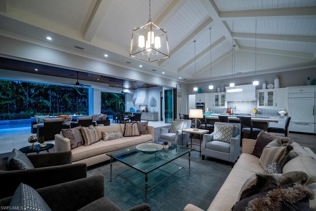 MOORINGS - Residential