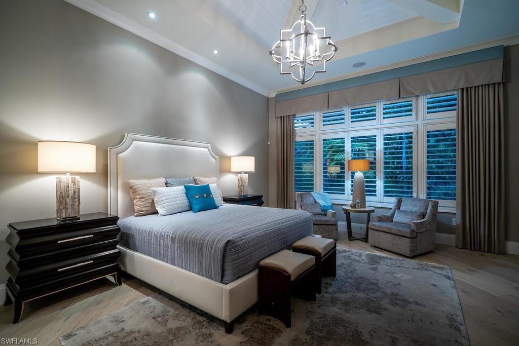 MOORINGS - Residential