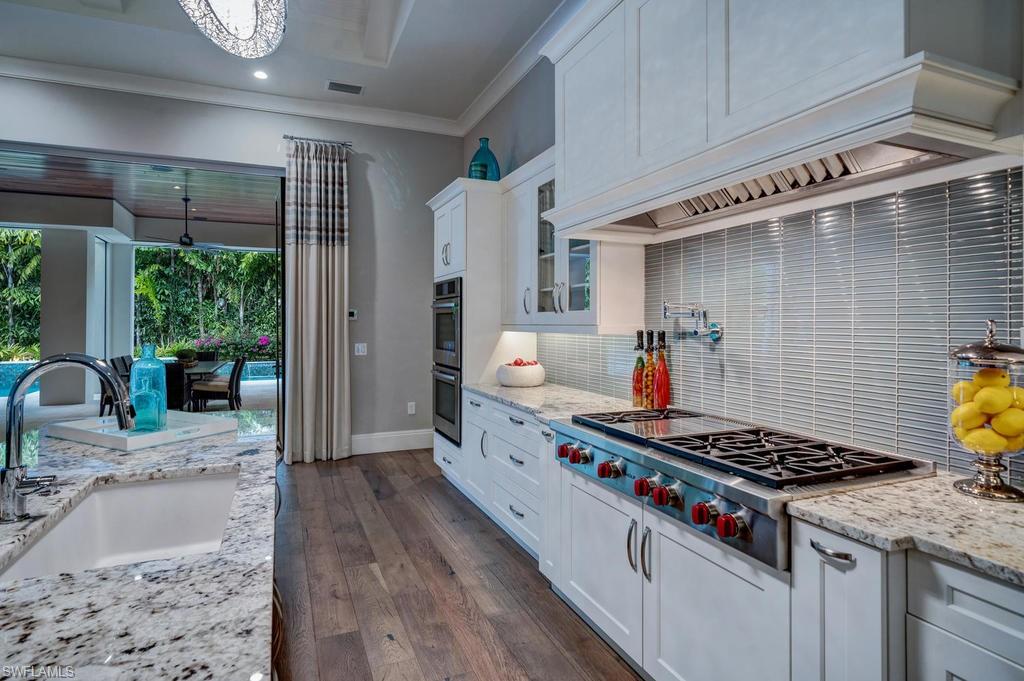 MOORINGS - Residential