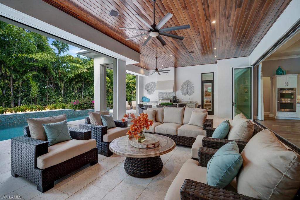 MOORINGS - Residential