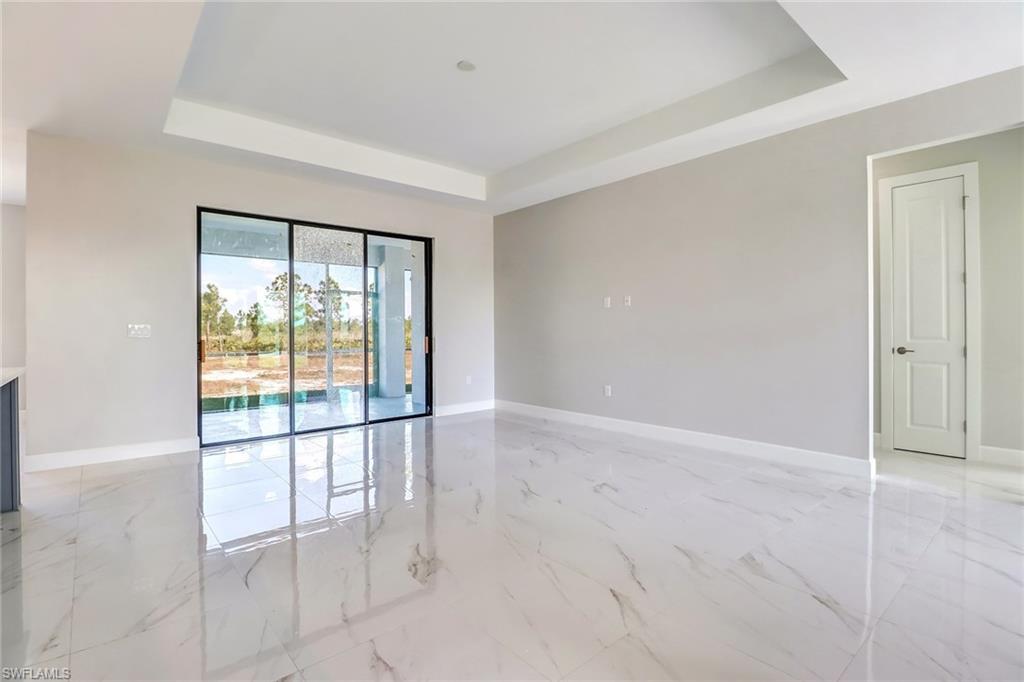 GOLDEN GATE ESTATES - Residential