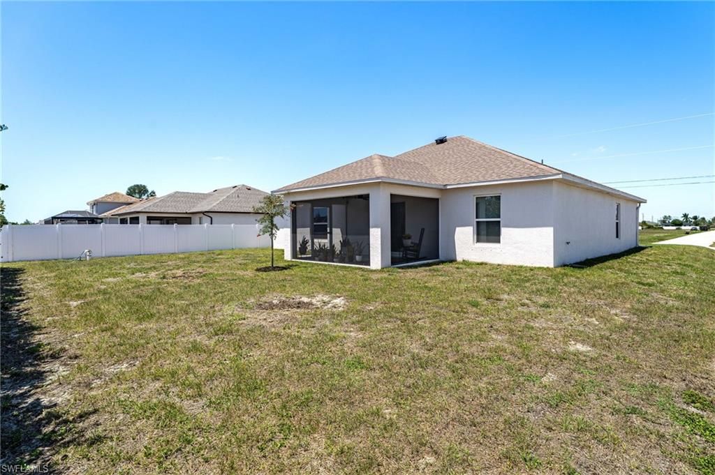 CAPE CORAL - Residential