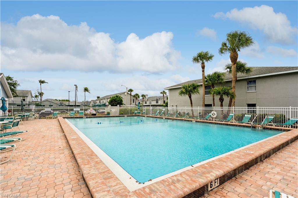 SUMMERLIN TRACE CONDO - Residential