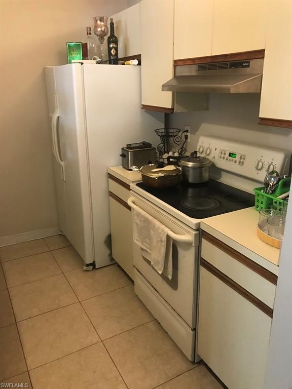 GRANADA LAKES - Residential