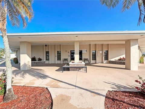 A home in NORTH FORT MYERS