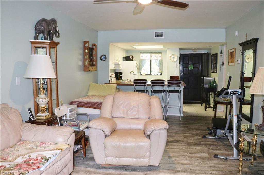 COUNTRY PINES CONDO - Residential