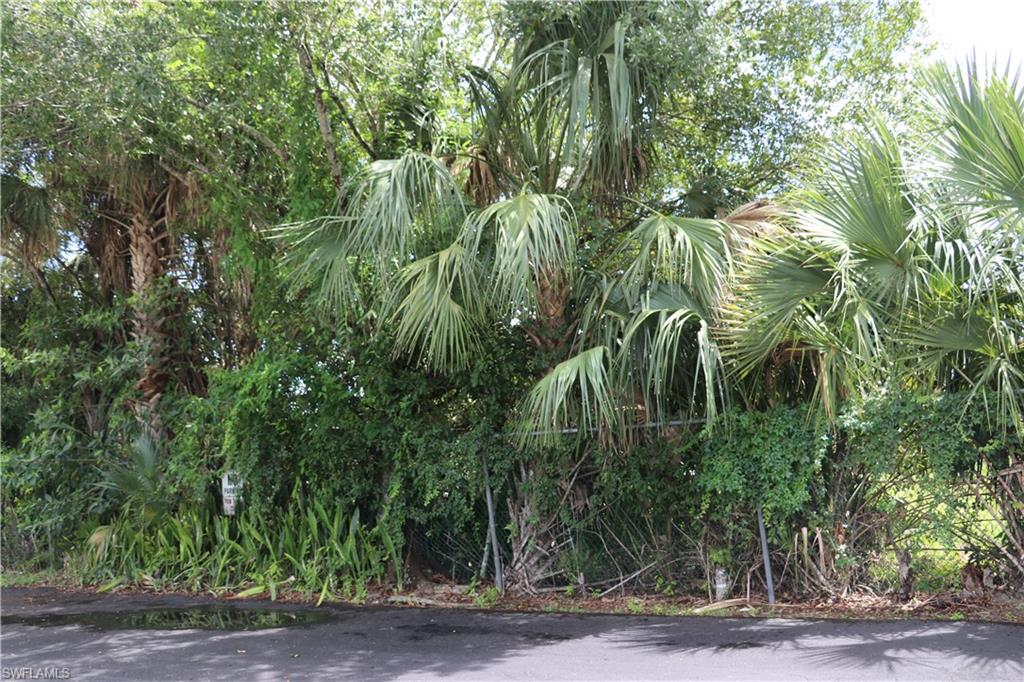 COUNTRY PINES CONDO - Residential