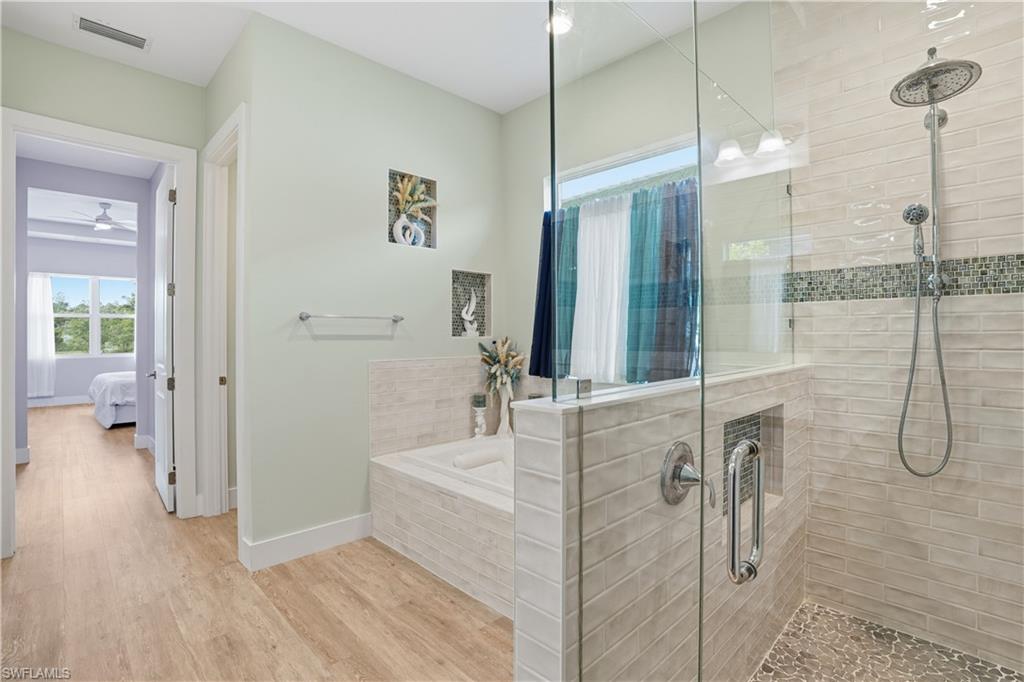 SAPPHIRE COVE - Residential