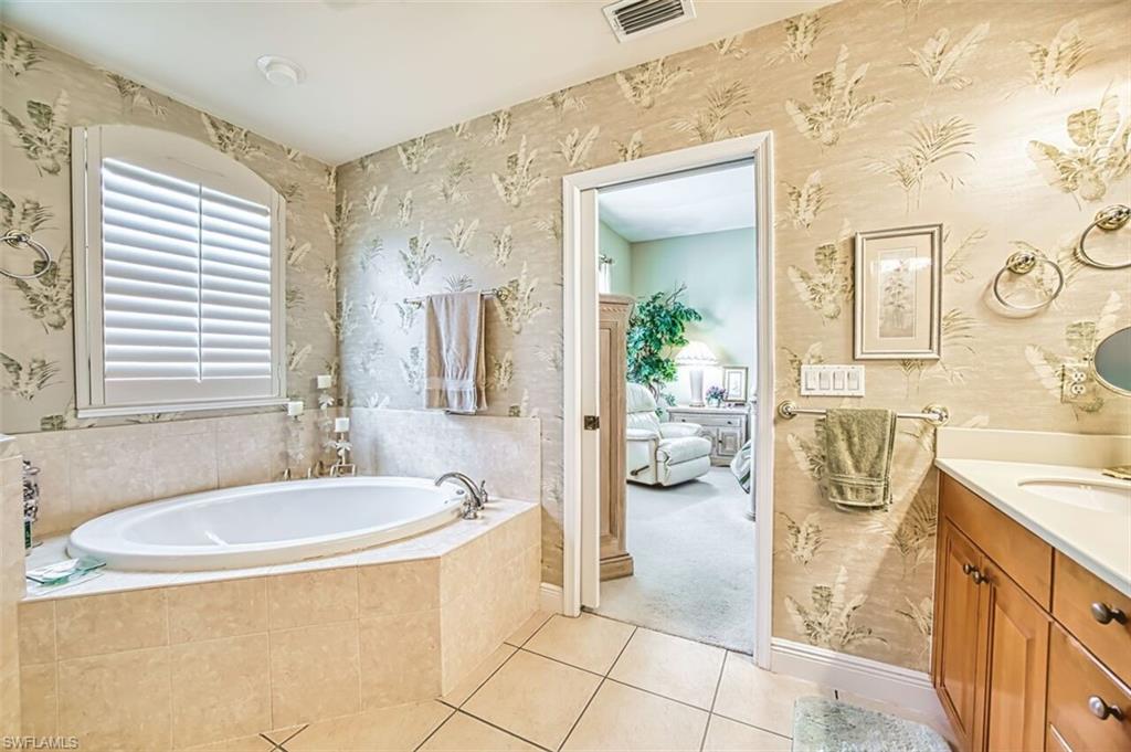 BELL TOWER PARK - Residential