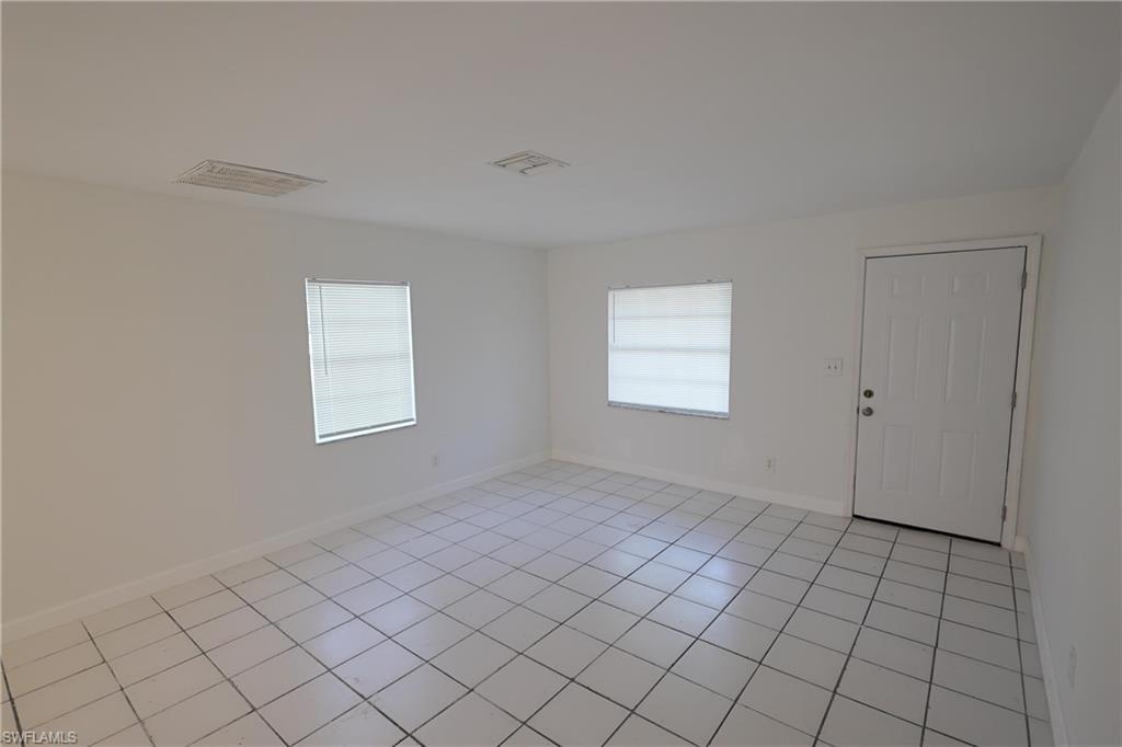 PINE MANOR - Residential