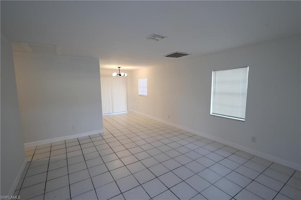 PINE MANOR - Residential