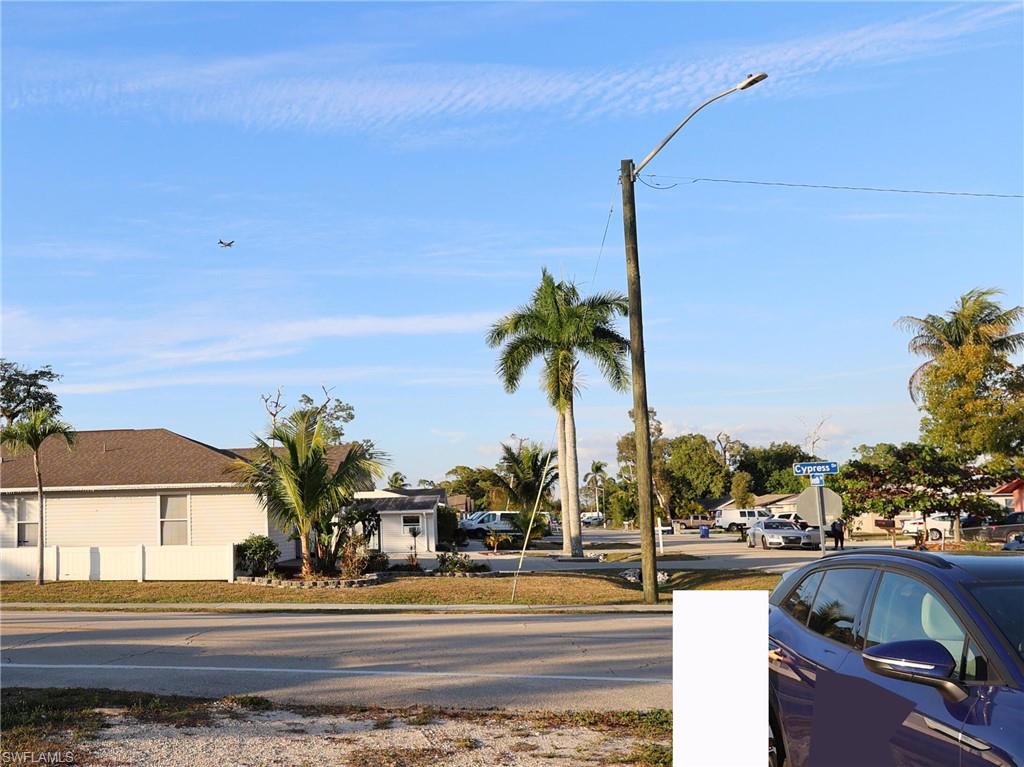 PINE MANOR - Residential