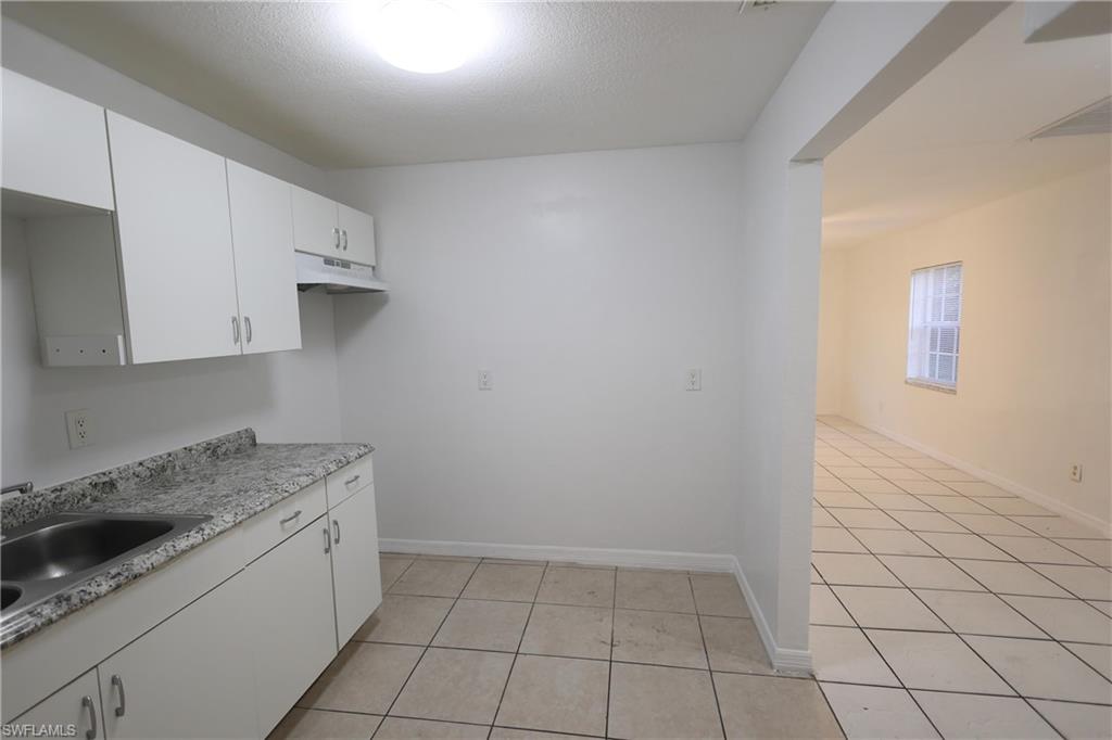 PINE MANOR - Residential