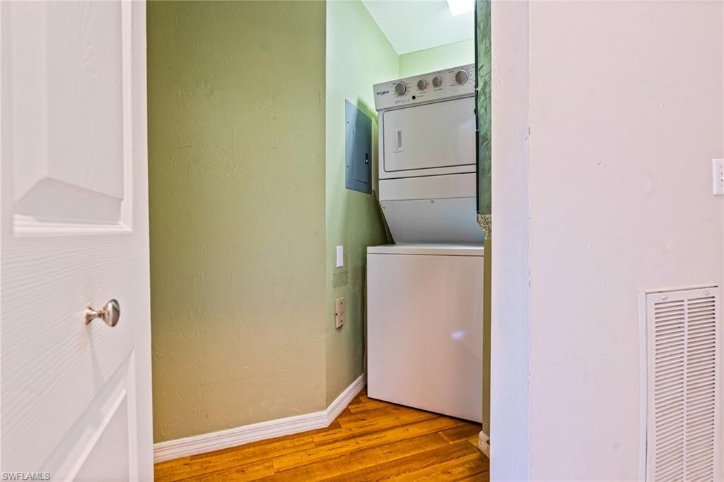 SUMMERWIND - Residential