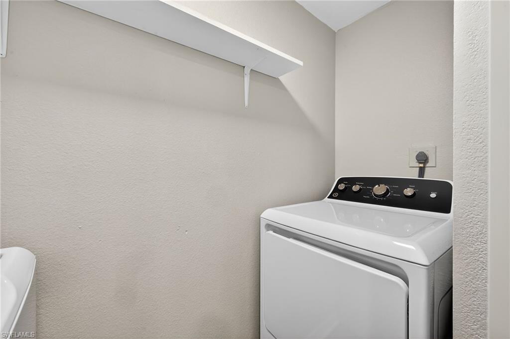 PARKWOODS TOWNHOUSE COMMUNITY - Residential