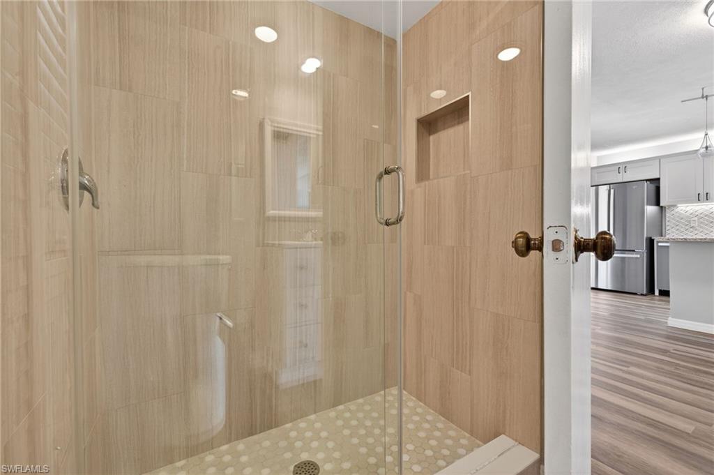 PARKWOODS TOWNHOUSE COMMUNITY - Residential