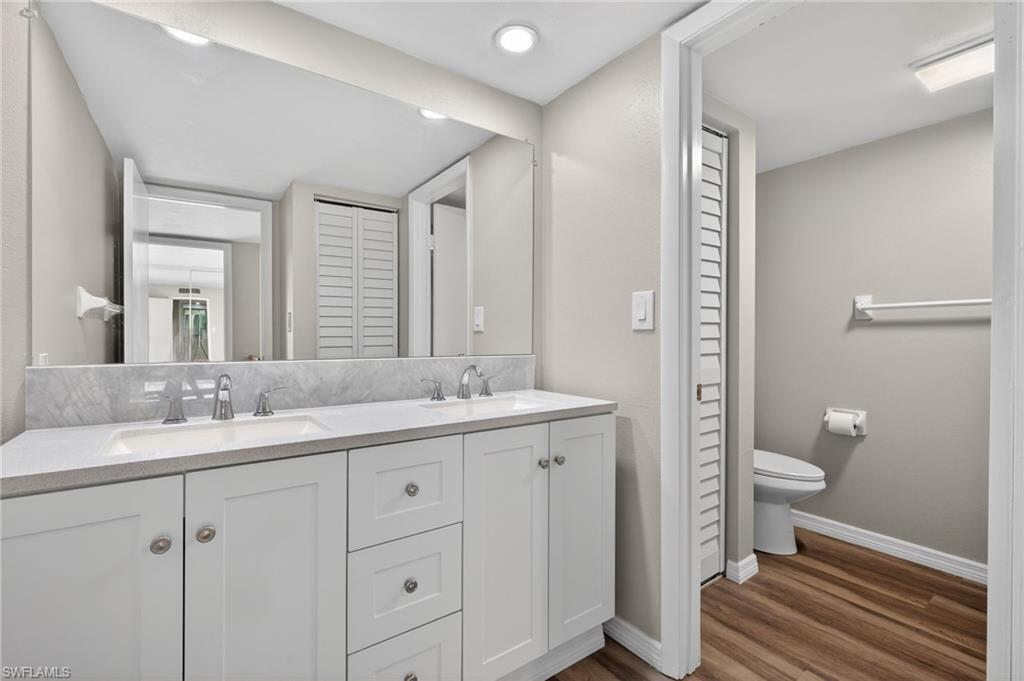 PARKWOODS TOWNHOUSE COMMUNITY - Residential