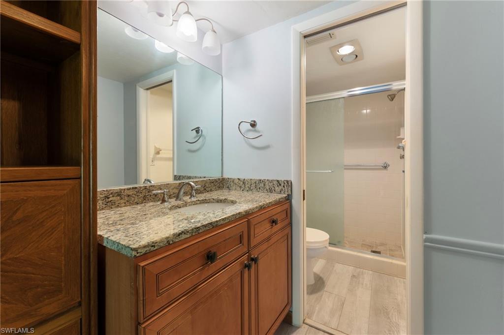HAMPTONS AT KINGS LAKE - Residential