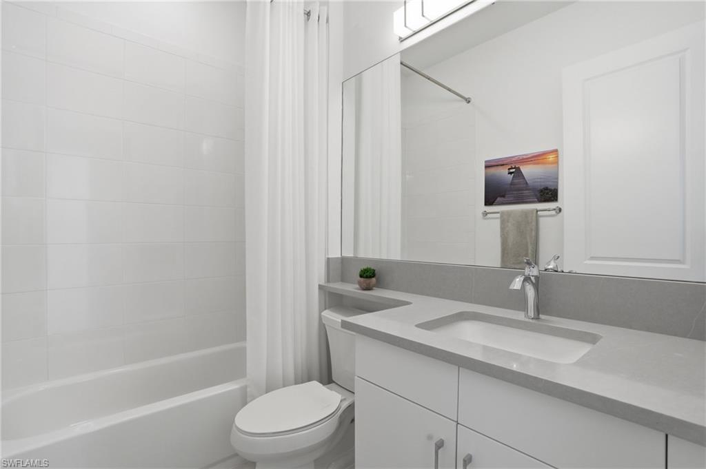 VALENCIA TRAILS - Residential