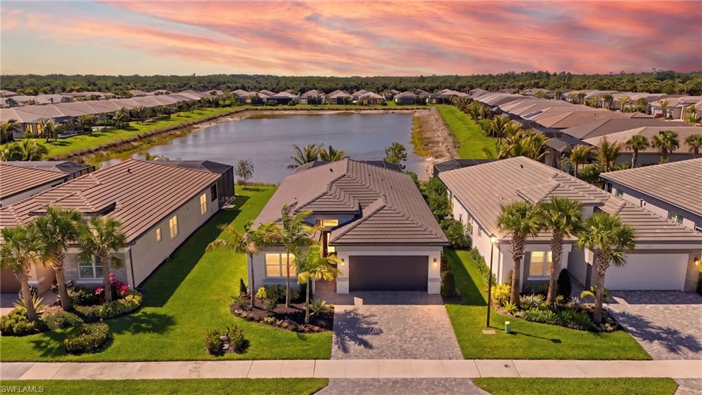 VALENCIA TRAILS - Residential