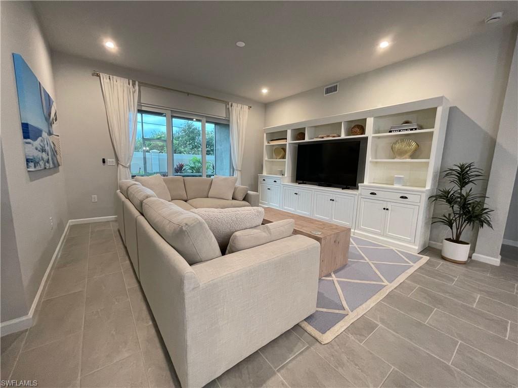 ARBORETUM - Residential Lease