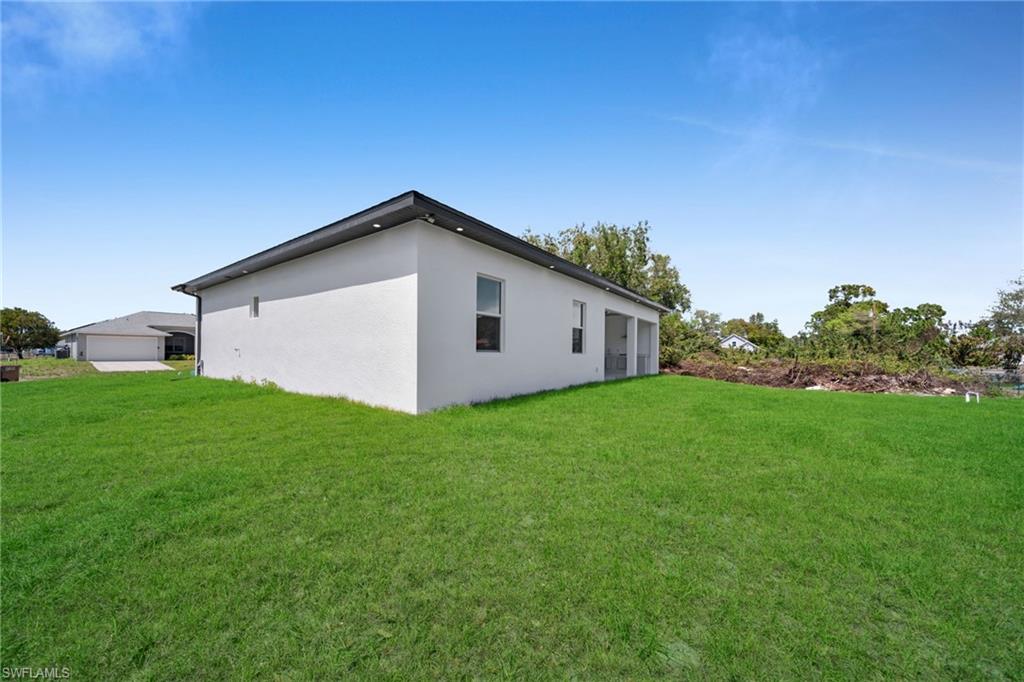 LEHIGH ACRES - Residential