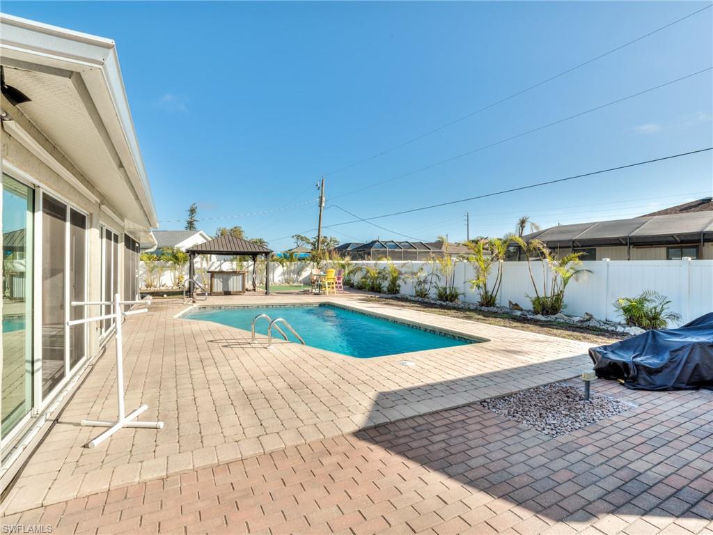 ESTERO RIVER HEIGHTS - Residential
