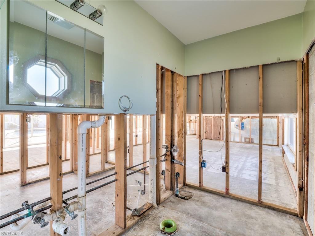 ESTERO RIVER HEIGHTS - Residential