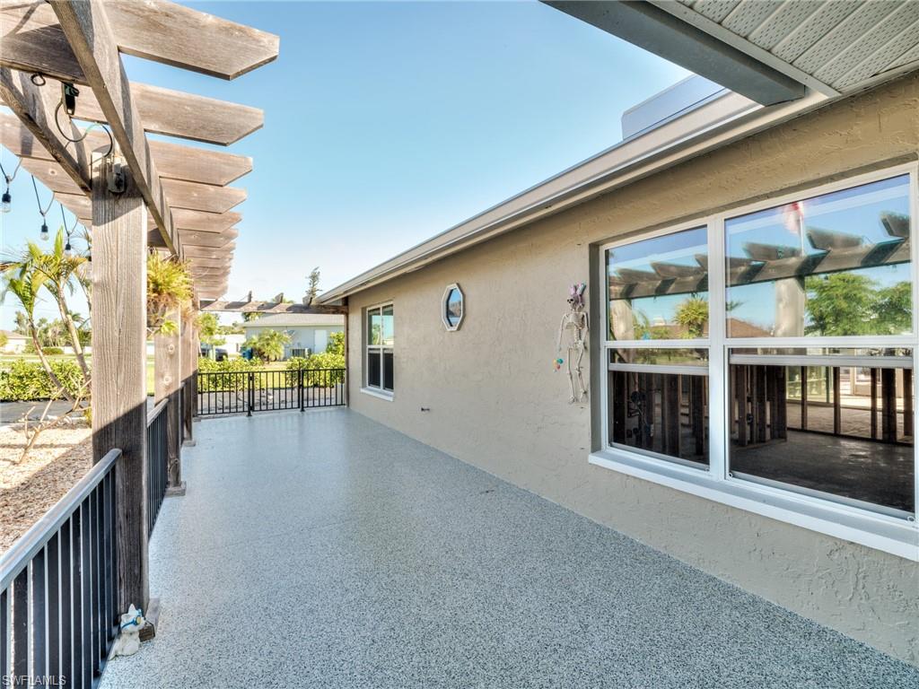 ESTERO RIVER HEIGHTS - Residential