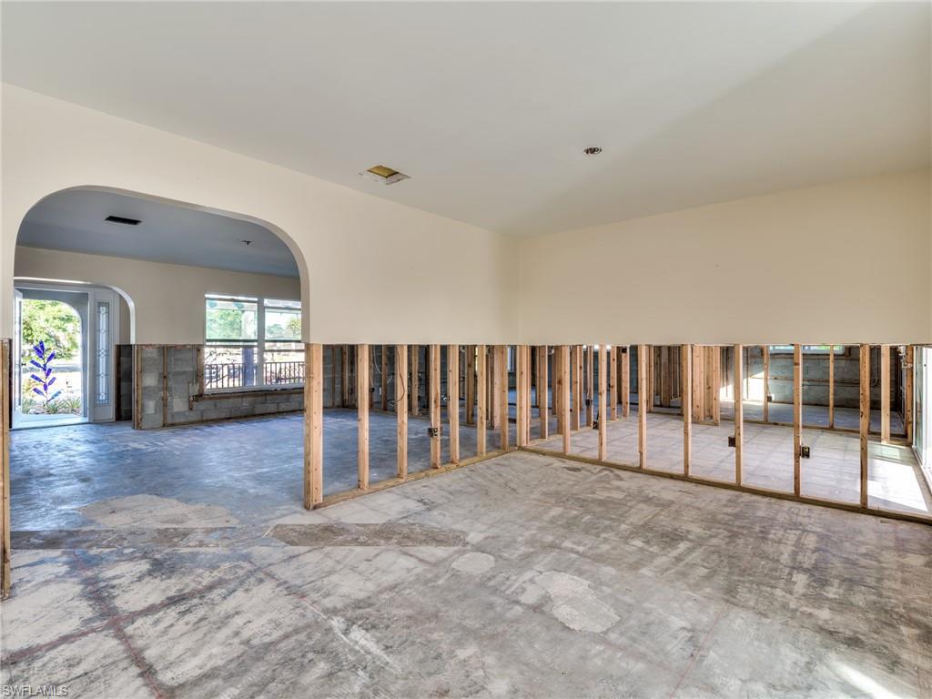 ESTERO RIVER HEIGHTS - Residential