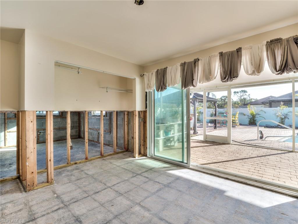 ESTERO RIVER HEIGHTS - Residential