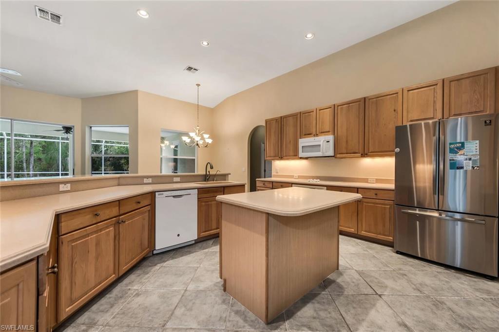 OAKES ESTATES - Residential